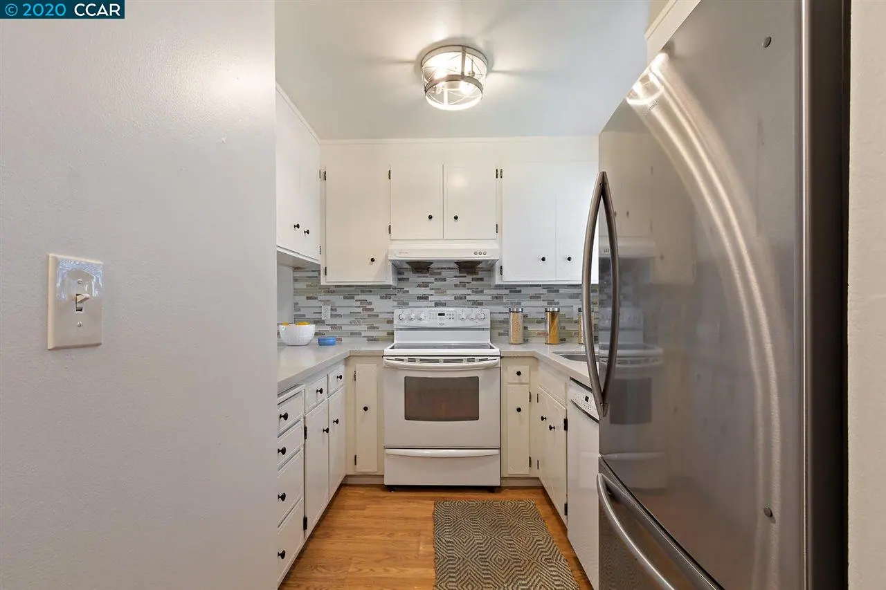 1121 Jefferson St — completed, photograph 7