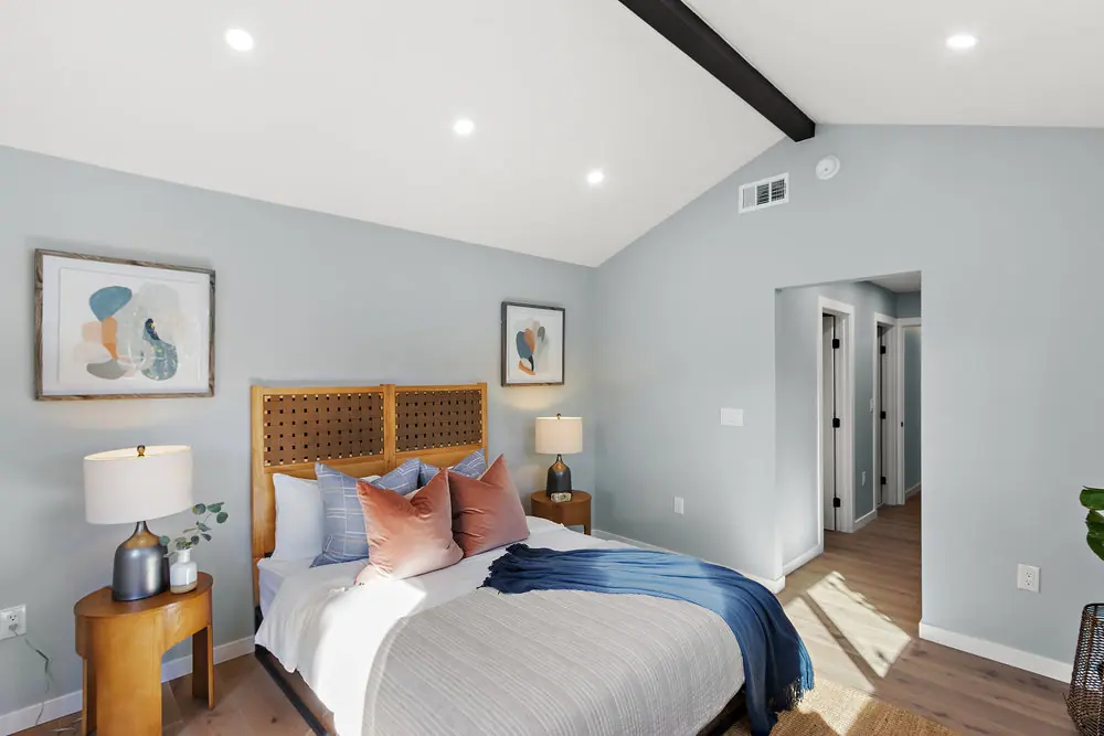 1537 Laverne Ct — completed, photograph 16