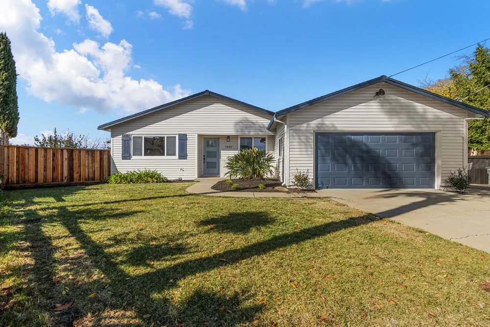 1537 Laverne Ct — completed, photograph 51