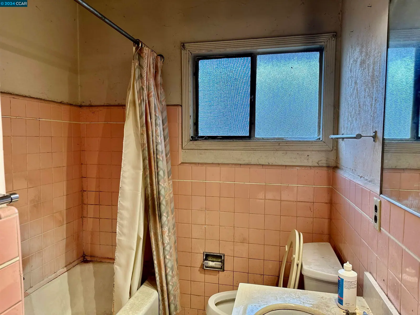 1991 Maybelle Dr — original condition, photograph 3