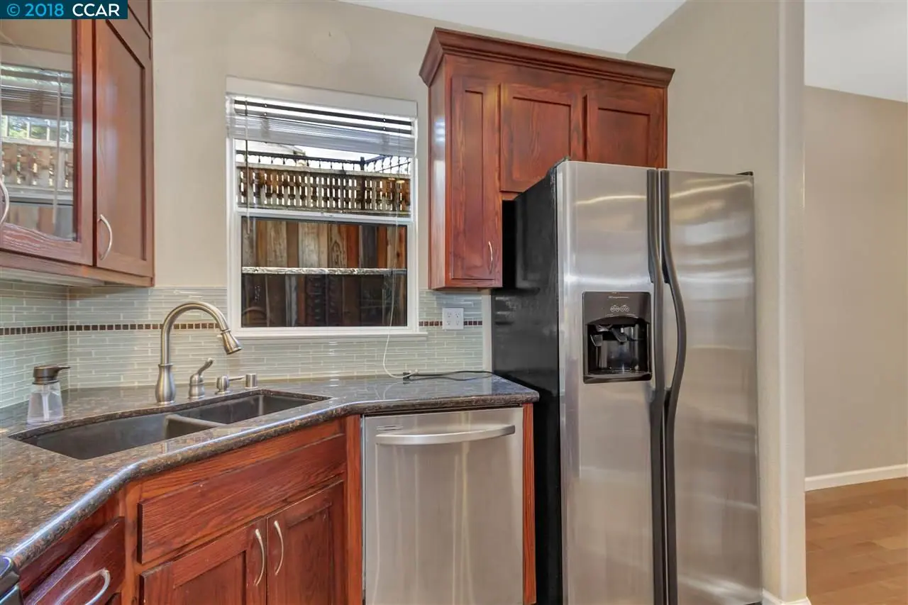 664 Charleston Ct — completed, photograph 8